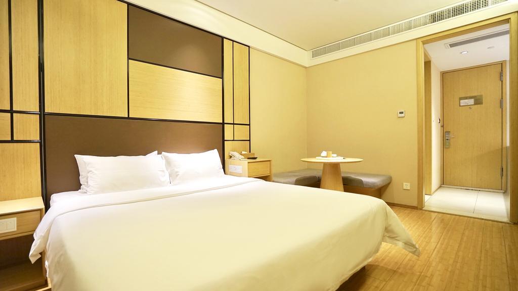 Ji Hotel Shanghai Oriental Pearl Tower Exterior photo